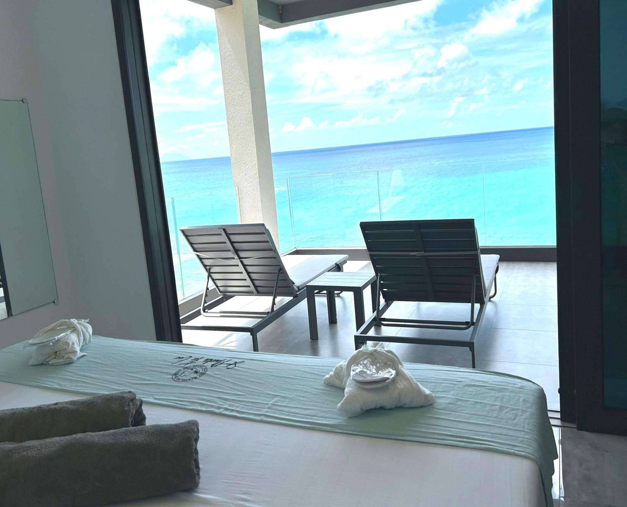 Condostmaarten By The Sea -Adults Only- Koolbaai Exterior photo